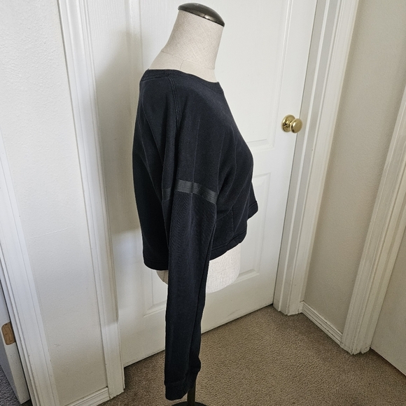 Nike Black Cropped Crewneck Sweatshirt S - Picture 3 of 8